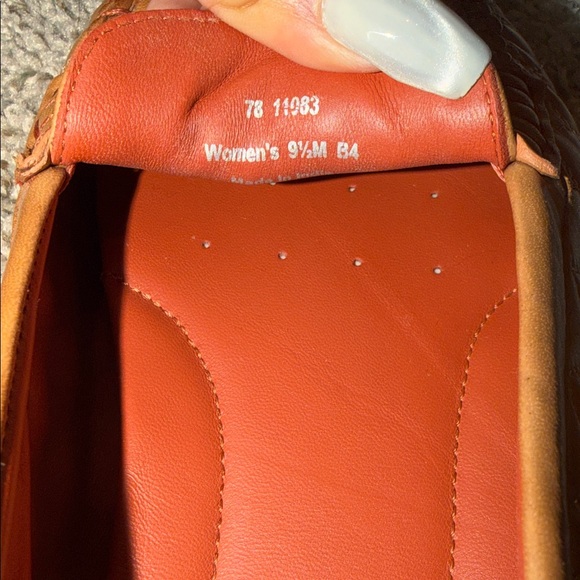 Johnston & Murphy Quilted Leather Loafers - Brown - Picture 4 of 5